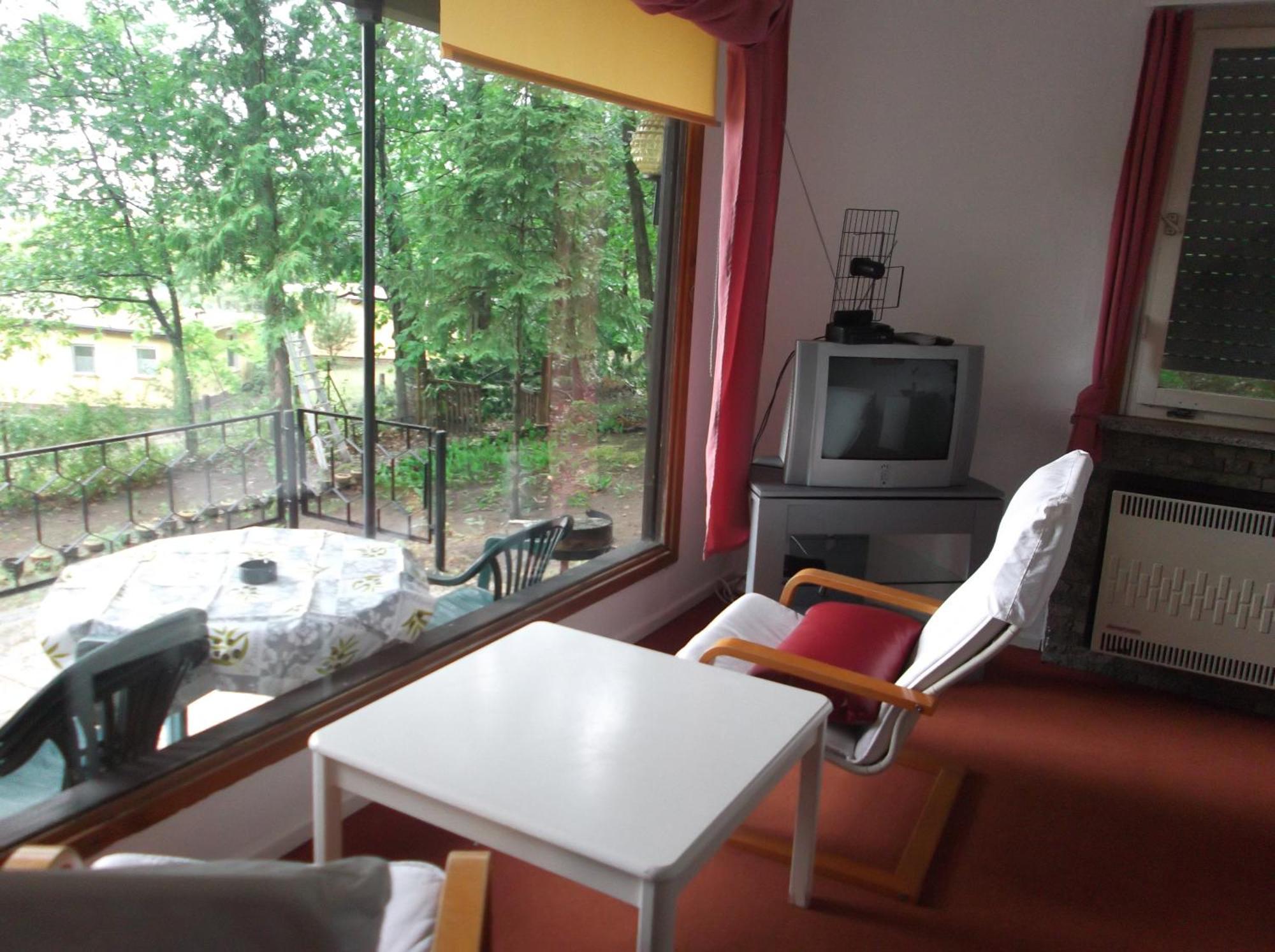 Bungalows Zur Alten Faehre Werder  Rum bild