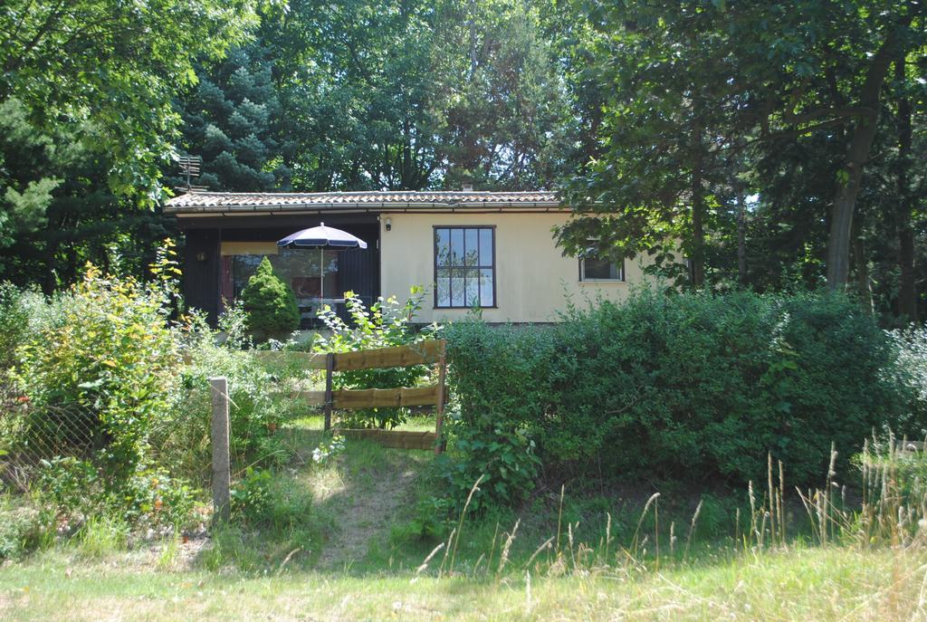 Bungalows Zur Alten Faehre Werder  Rum bild
